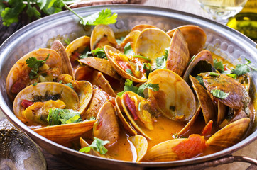 cataplana with vongole