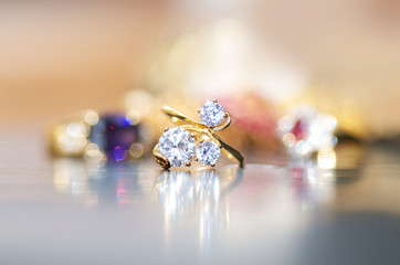  Gold ring and diamond