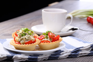 Vegetable salad and breakfast
