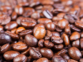roasted coffee beans close up