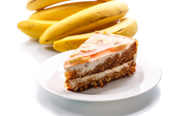 Honey cake with bananas