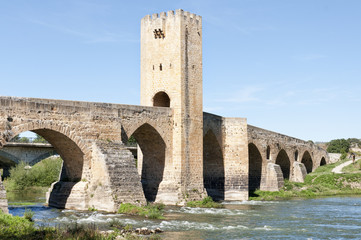 Fototapeta na wymiar Średniowieczny most