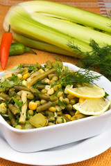 leek salad with peas and green beans