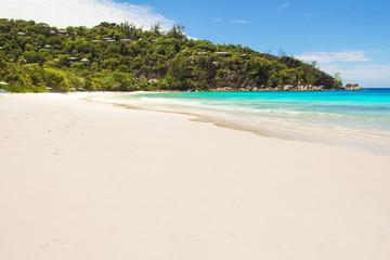 Fototapeta na wymiar Landscape of beautiful exotic tropical beach with turquoise