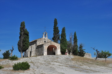 ALPILLES : Chapelle Saint-Sixte à Eygalières