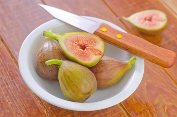 fresh figs