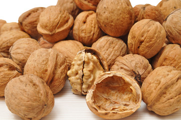 walnuts and a cracked walnut