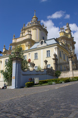 Fototapeta na wymiar old church in Lviv
