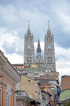 Quito, Basilica del Voto Nacional