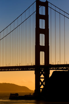Vertical Image of the Golden Gate Bridge