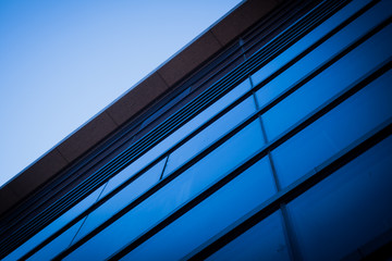 Obraz premium Modern glass building exterior