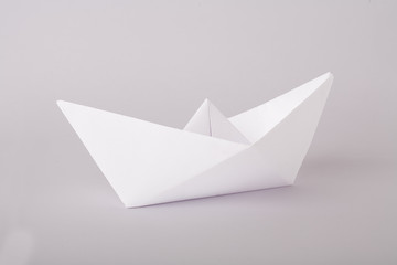 Naklejka premium ORIGAMI BATEAU