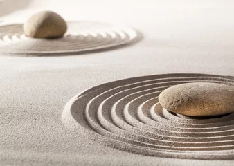 Gartenposter Steine​ im Sand Zen-Balance mit Steinen und Sand