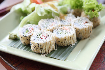 Salmon Maki sushi