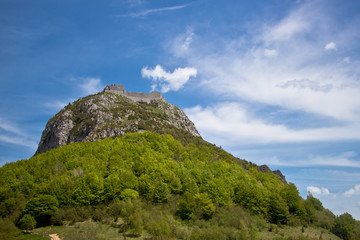 Fototapeta na wymiar ruines of Montsegur castle near Ariege in France