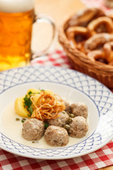 meatballs with potatoes