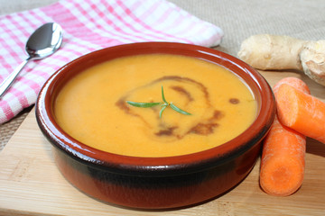 Möhrensuppe mit Ingwer