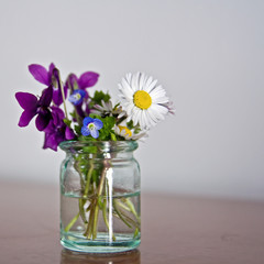 petit flower jar