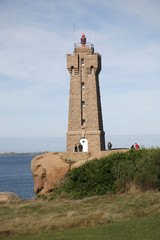 Fototapeta na wymiar visite du phare de Ploumanac'h