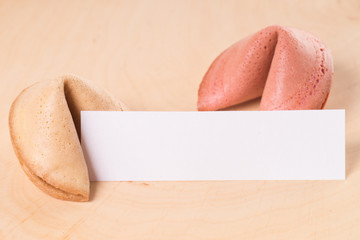 Glückskekse mit leerem Zettel
