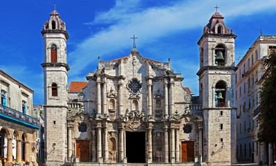 Fototapeta premium Panorama of Havana Cathedral Square