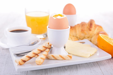 egg, coffee and croissant