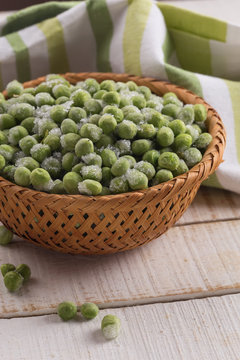 Frozen peas in bowl
