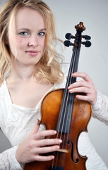 Woman with old Violin