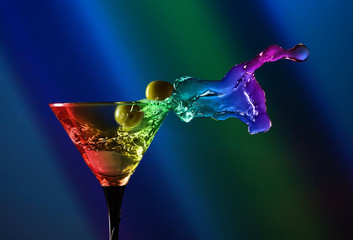 martini and green olives