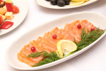 raw salmon with lemon