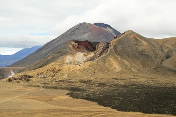 Poster Red crater in front of Mt Ngauruhoe, Tongariro NP (NZ) © Noradoa