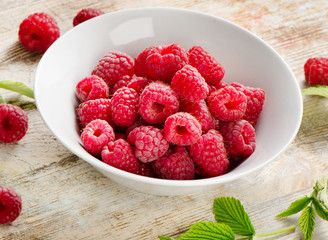 Fresh raspberries .