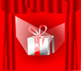 Арена и занавес. Подарок в лучах прожектора