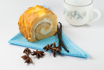 Jam roll cake with Vanilla pods