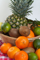 Différents fruits exotiques