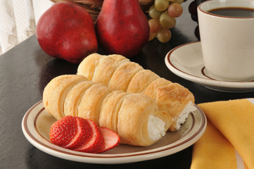 Cream horns and strawberries