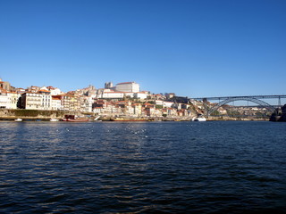 Fototapeta na wymiar LUIS I most w Porto