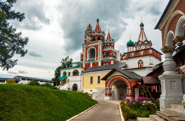 Fototapeta na wymiar Savvino-Storozhevsky klasztor, Zvenigorod, Moscow region