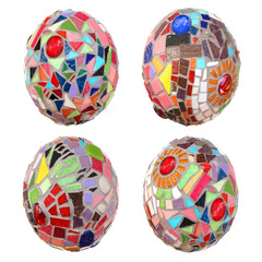 Oeufs de Pâques en mosaïque