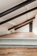 Obraz premium Interior nice attic, wide empty room