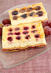 Cheese and grape pie