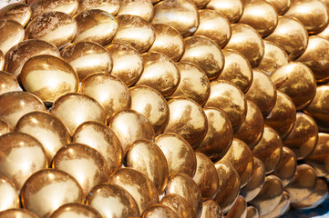 Golden seamless fish scale pattern © cookiecutter
