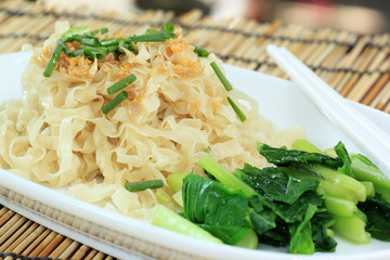 Egg Noodle