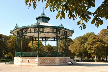 kiosque &agrave; musique