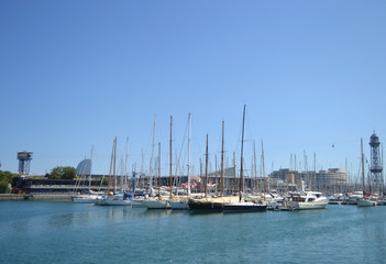 Fototapeta na wymiar Sailboats in the port of Barcelona