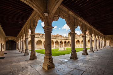 Historic cloister in Salamanca - obrazy, fototapety, plakaty