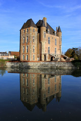 Château et ses douves