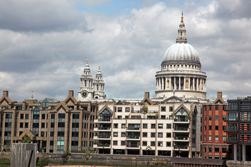 Fototapeta na wymiar St. Paul's Cathedral and riverside of Thames in London ,UK