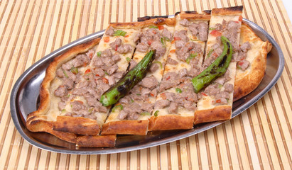 Kuşbaşılı Pide