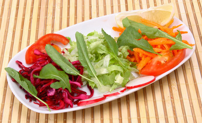 Mevsim Salata